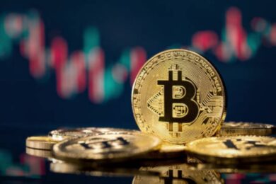 Bitcoin hits record above $109,000 awaiting Trump