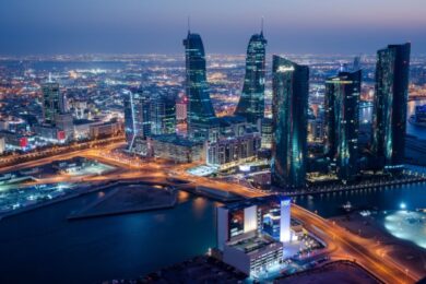 Financial Services Firms Operating in Bahrain enjoy up to 48% cost advantage