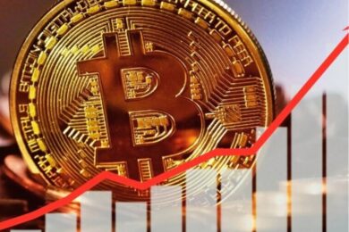Bitcoin Makes History After Crossing $122,000 Level For the First Time